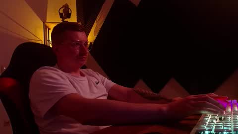 Snapshot of vacation__ chatting on 12/03/25, 03:54 vacation__ online show from 12/03/25, 03:54