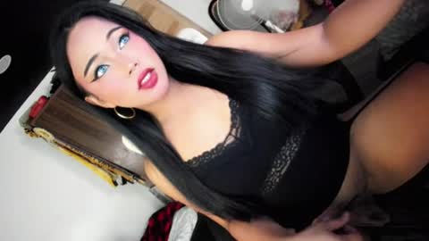 Snapshot of vae_sha chatting on 07/07/26, 07:51 JESS - DONT FORGET TO FOLLOW ME AND GIVE ME THUMBS UP online show from 07/07/26, 07:51