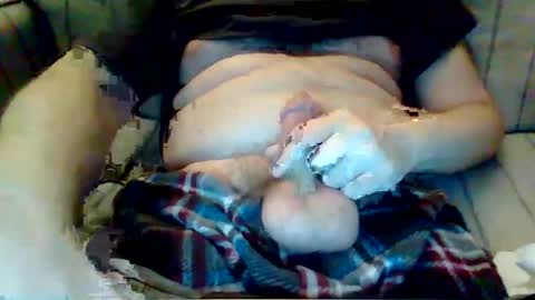 Snapshot of vafallschurch chatting on 02/10/25, 05:36 VA Falls Church online show from 02/10/25, 05:36