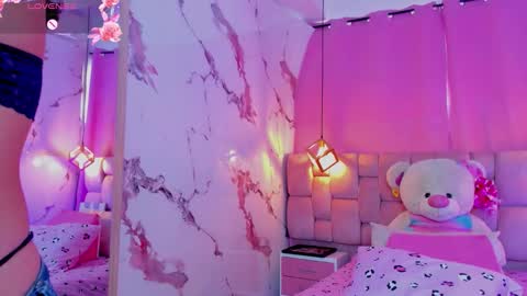 Snapshot of vagaro_ chatting on 02/28/26, 07:48 Vagaro online show from 02/28/26, 07:48