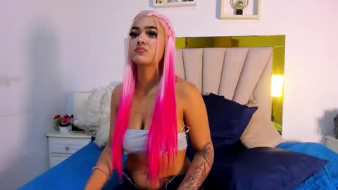 vahioleth  online show from 11/22/25, 03:16