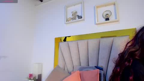 Snapshot of vahiolet_fuentes chatting on 03/21/26, 08:19 vahioleth online show from 03/21/26, 08:19