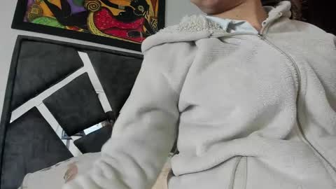 Vahiolet smith online show from 10/07/25, 03:14