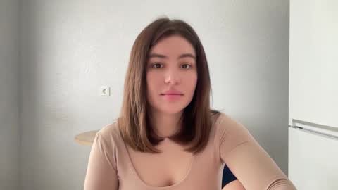 Snapshot of vaiee chatting on 09/14/25, 06:23 Valery online show from 09/14/25, 06:23