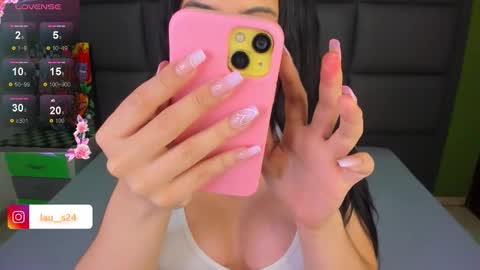 luna online show from 11/24/25, 10:53