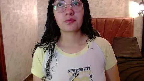 Vainilla online show from 11/05/25, 01:49