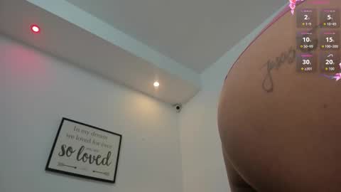 Snapshot of vainilla_heart chatting on 10/21/25, 07:31 vainilla_heart online show from 10/21/25, 07:31