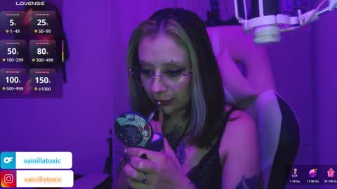 Vainilla Independent model online show from 03/10/26, 02:16