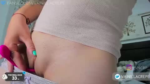 Snapshot of vainillacrepe chatting on 03/24/26, 11:26 Im Mila my onlyfans is vainillacrepe online show from 03/24/26, 11:26