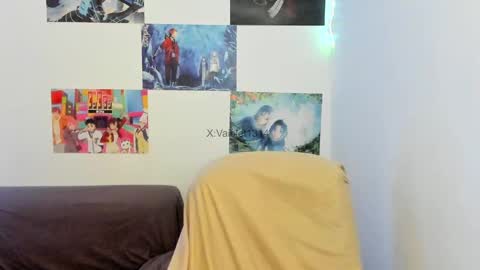 Vaiolet1314 online show from 09/14/25, 02:00