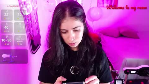 Snapshot of val_angelll chatting on 03/14/26, 03:45 valentina online show from 03/14/26, 03:45