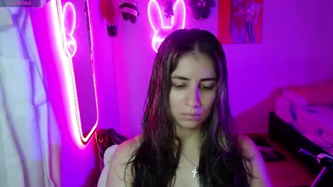 Snapshot of val_angelll chatting on 06/14/26, 03:41 valentina online show from 06/14/26, 03:41