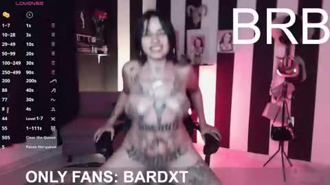 first of all... who are u online show from 10/30/25, 08:49