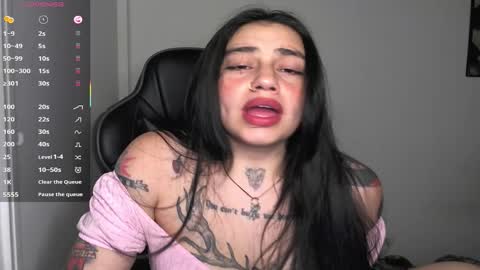 Snapshot of val_bardot1 chatting on 03/17/26, 08:45 first of all... who are u online show from 03/17/26, 08:45