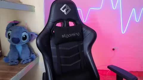 Val online show from 02/07/26, 06:06