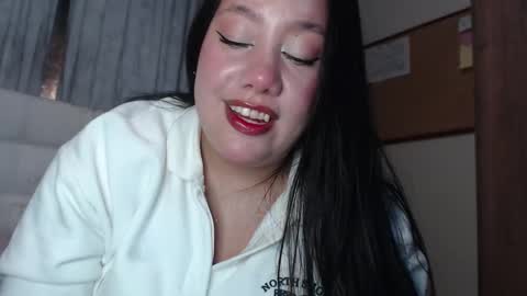 Snapshot of vale_991 chatting on 03/07/25, 12:04 Valeria online show from 03/07/25, 12:04