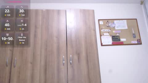 Snapshot of vale_991 chatting on 09/22/25, 01:29 Valeria online show from 09/22/25, 01:29