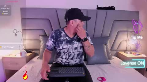 Samantha y Matt online show from 11/09/25, 03:49