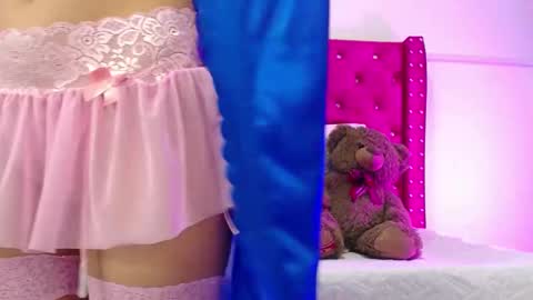 Snapshot of valeamaya chatting on 03/05/25, 10:32 valeamaya online show from 03/05/25, 10:32