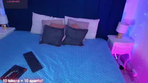 Tifanny  online show from 10/16/25, 07:48