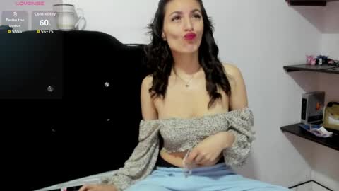 valemorales413 online show from 03/31/26, 02:06