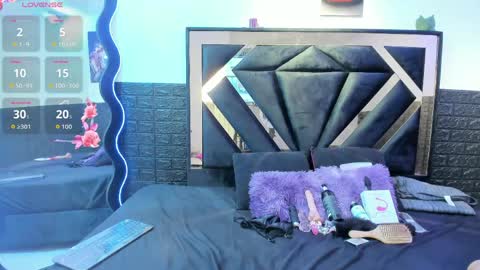 Snapshot of valen_cute22 chatting on 06/03/26, 08:47 valentina online show from 06/03/26, 08:47