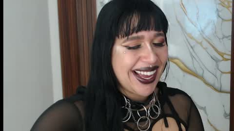 valen_ross7 online show from 04/07/26, 09:21