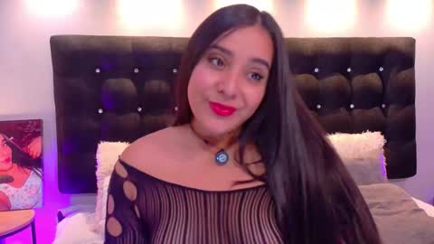 Valen Scott online show from 11/24/25, 01:00