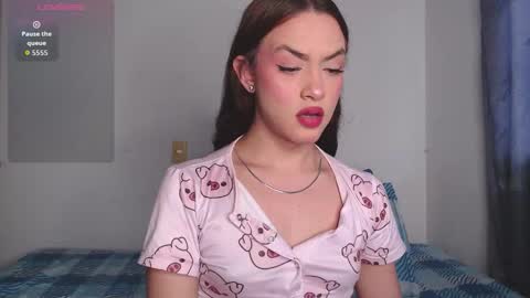 IG-valen mendoza99  twitter valenthompson99 online show from 01/15/26, 08:34