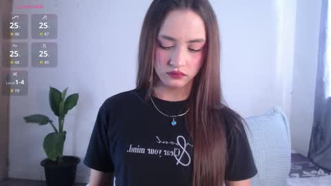 Snapshot of valen_thompson chatting on 04/30/26, 08:57 IG-valen mendoza99 twitter valenthompson99 online show from 04/30/26, 08:57