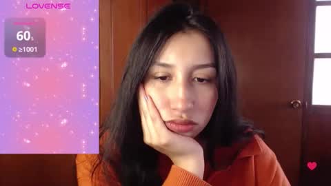 Snapshot of valen_tina33 chatting on 04/25/26, 02:14 Valentina online show from 04/25/26, 02:14