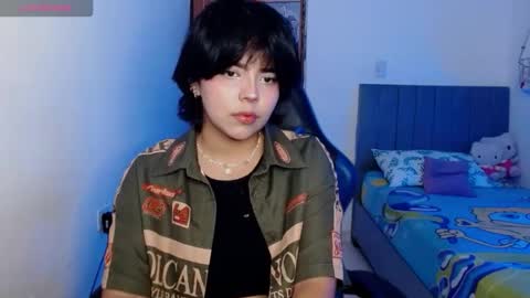 Snapshot of valenbeauty chatting on 05/27/26, 05:59 valenbeauty online show from 05/27/26, 05:59