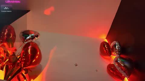 Snapshot of valengray chatting on 02/13/25, 02:31 Valen online show from 02/13/25, 02:31