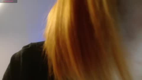 Snapshot of valengray chatting on 04/25/26, 12:41 Valen online show from 04/25/26, 12:41