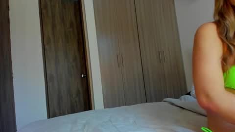 Snapshot of valenjonex chatting on 02/13/26, 08:16 Angela online show from 02/13/26, 08:16