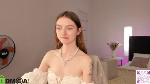 Snapshot of valenora1 chatting on 05/16/26, 11:20 Nora online show from 05/16/26, 11:20