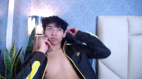 Valenor online show from 10/09/25, 01:42