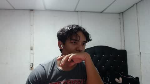 Valenor online show from 07/15/26, 04:18