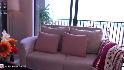 Valen online show from 01/04/25, 05:26