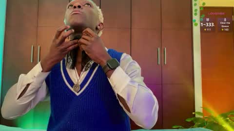   Valentin  independent Cam Boy     online show from 12/25/24, 11:22