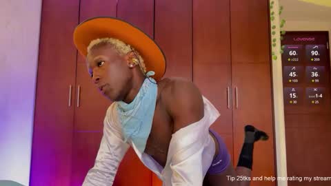   Valentin  independent Cam Boy     online show from 01/05/25, 11:26