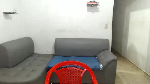 valentina028 online show from 09/10/25, 07:41