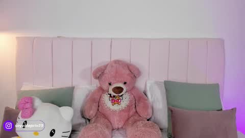 Valentina Torres online show from 10/21/25, 11:49