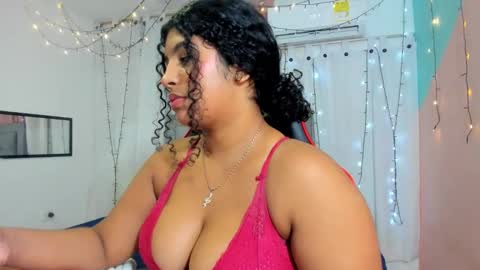 Valentina online show from 02/06/25, 09:53