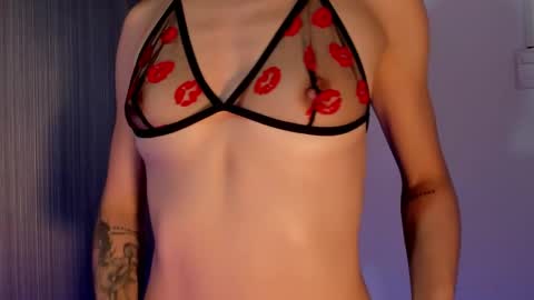 Valentina  Dolls online show from 10/24/25, 10:06