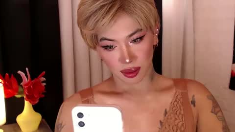 Amanda online show from 01/05/25, 01:03