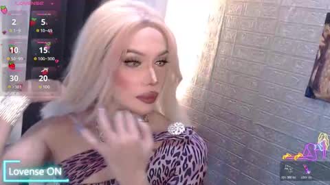 Amanda online show from 11/20/25, 06:46