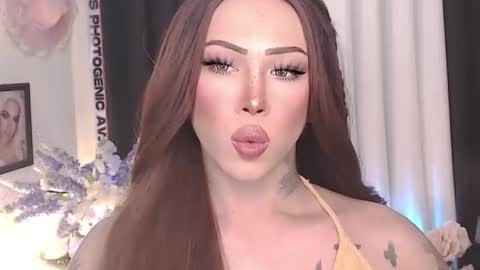 Snapshot of valentina_goddess_tsxxx chatting on 03/20/26, 08:52 Amanda online show from 03/20/26, 08:52