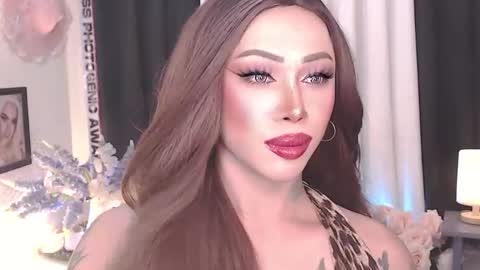 Snapshot of valentina_goddess_tsxxx chatting on 03/22/26, 10:02 Amanda online show from 03/22/26, 10:02