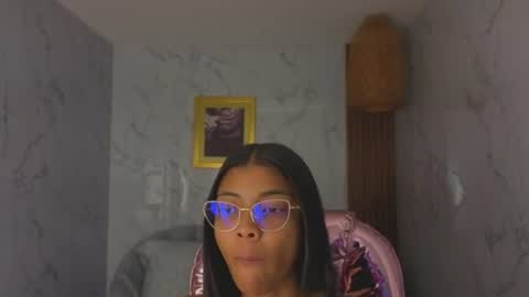 Snapshot of valentina_gomez_s chatting on 06/22/26, 12:35 Valentina online show from 06/22/26, 12:35